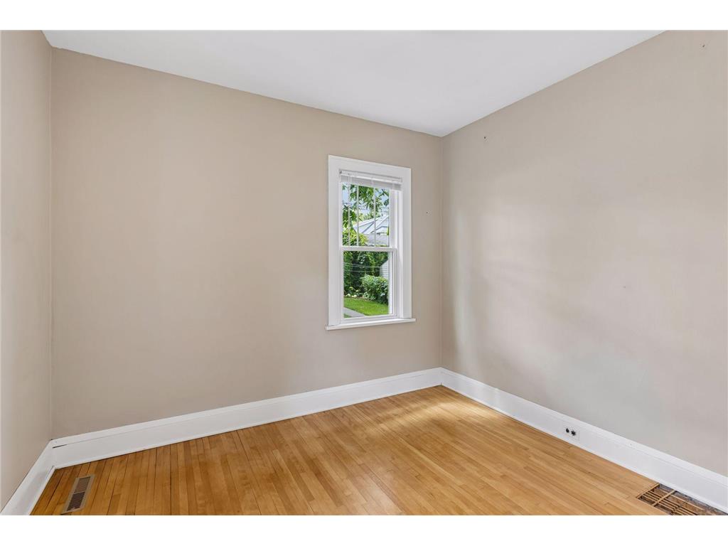 4136 25th Avenue S Minneapolis MN 55406 7052867 image18