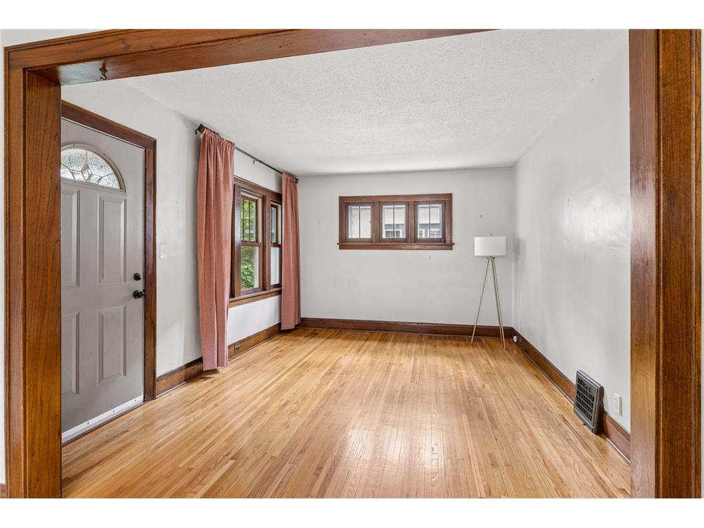 4136 25th Avenue S Minneapolis MN 55406 7052867 image8