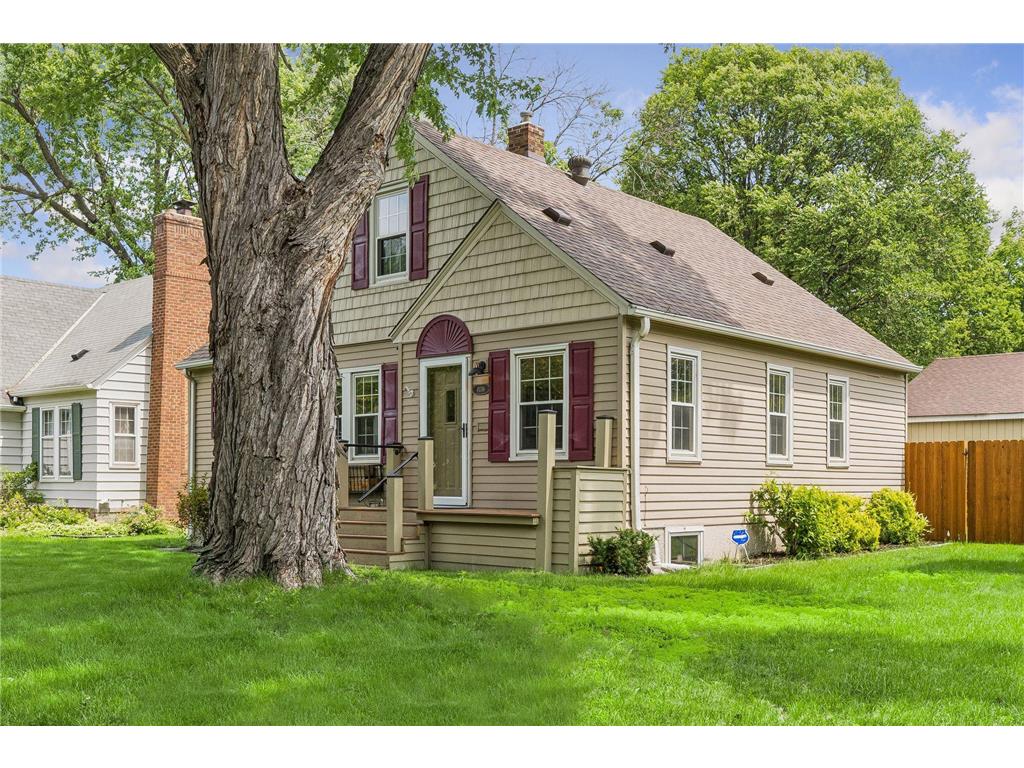 4136 Abbott Avenue N Robbinsdale MN 55422 7068773 image3