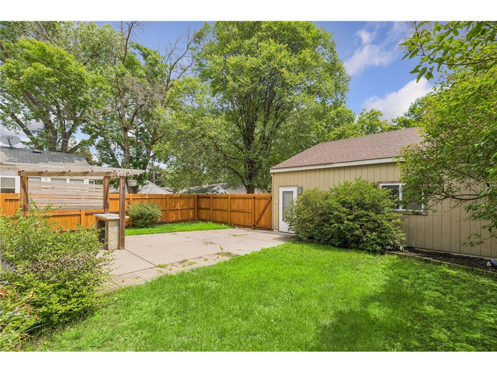 4136 Abbott Avenue N Robbinsdale MN 55422 7068773 image40