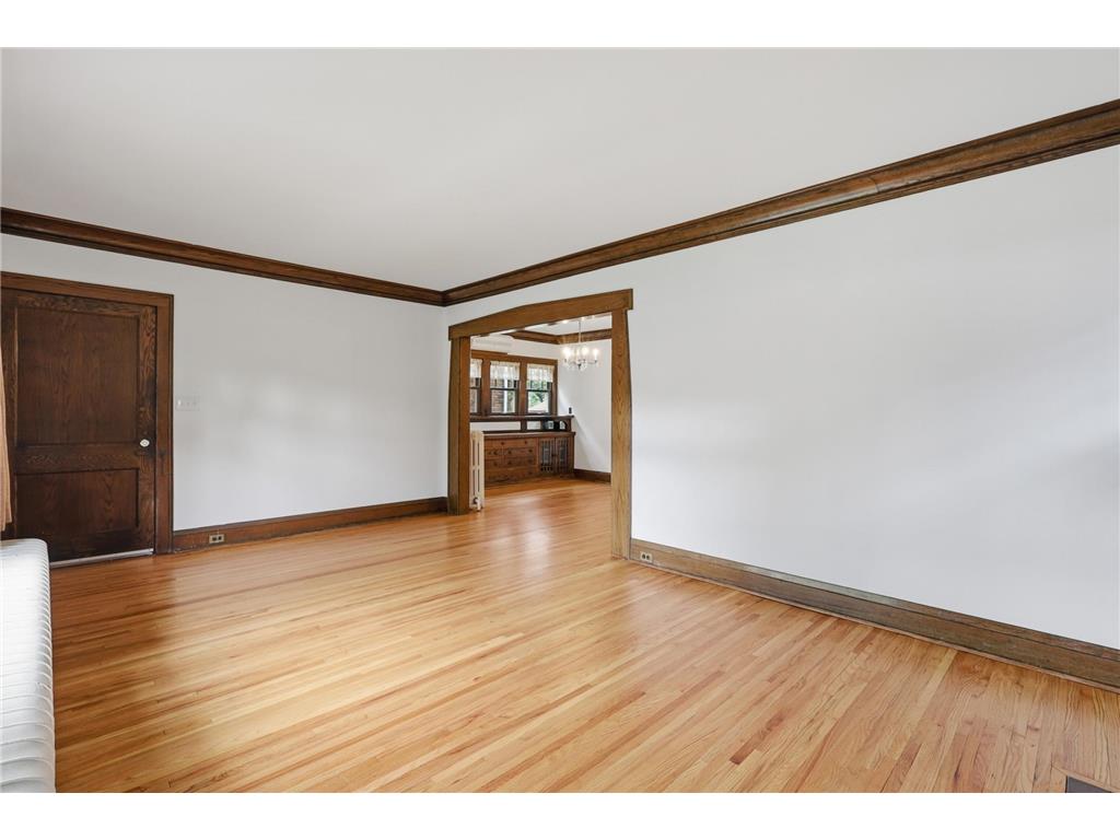 4136 Grand Avenue S Minneapolis MN 55409 7090339 image5