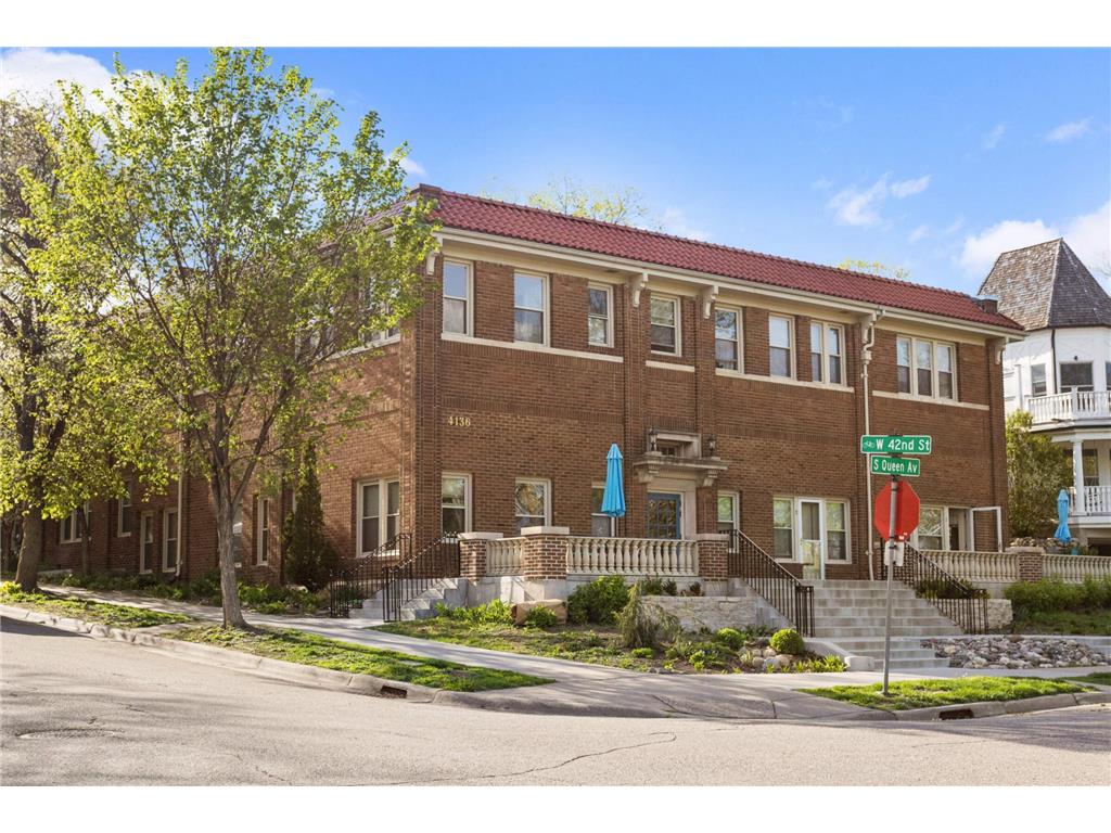 4136 Queen Avenue S #100 Minneapolis MN 55410 - Harriet Lake 6416779 image1