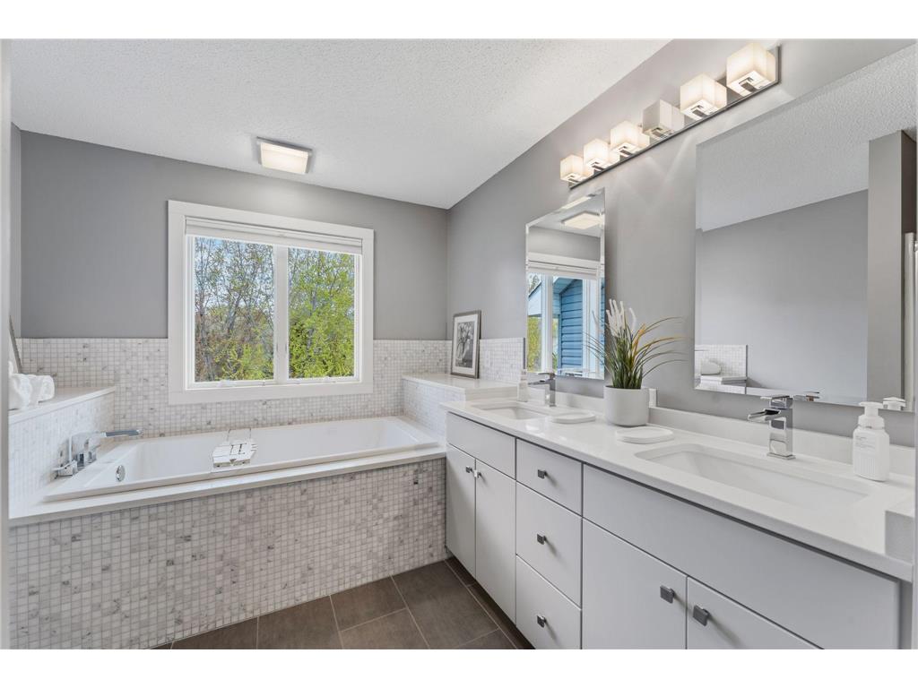 4136 Raspberry Ridge Road NE Prior Lake MN 55372 7039714 image23