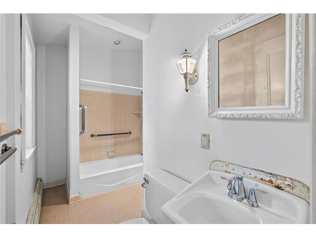 4138 York Avenue S Minneapolis MN 55410 7088610 image21