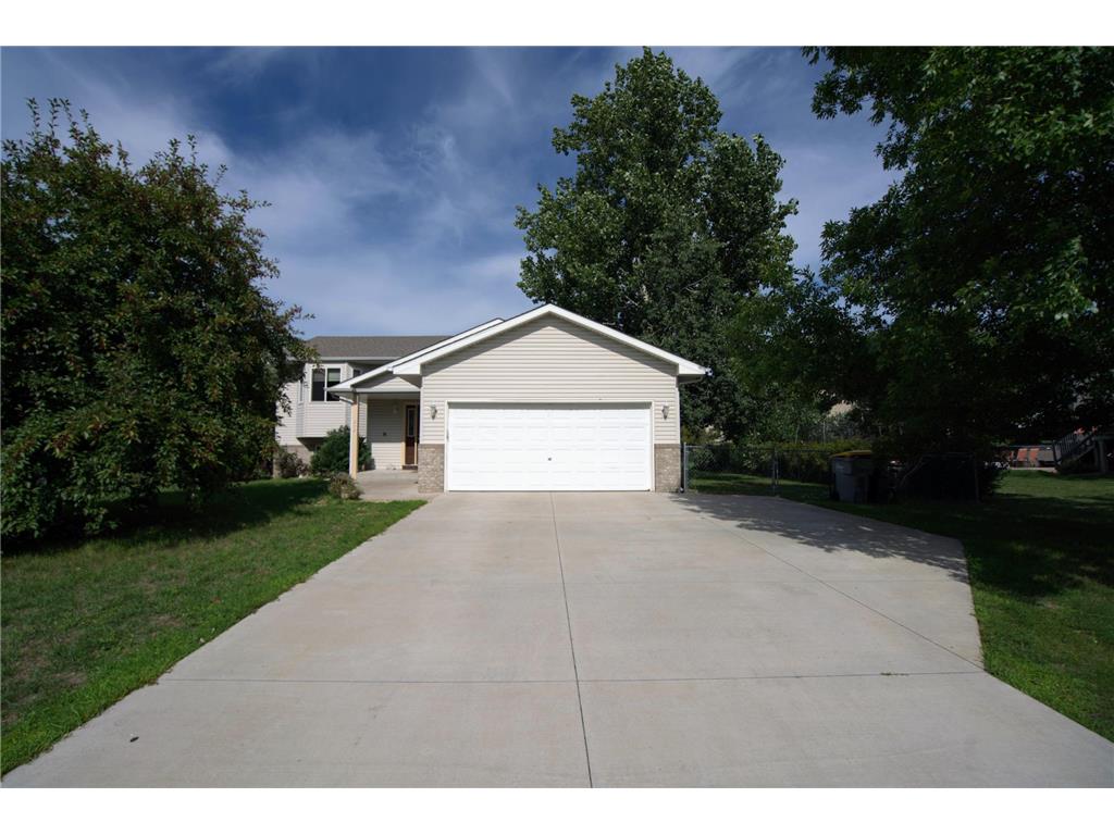 414 11th Avenue NW Isanti MN 55040 6417297 image1