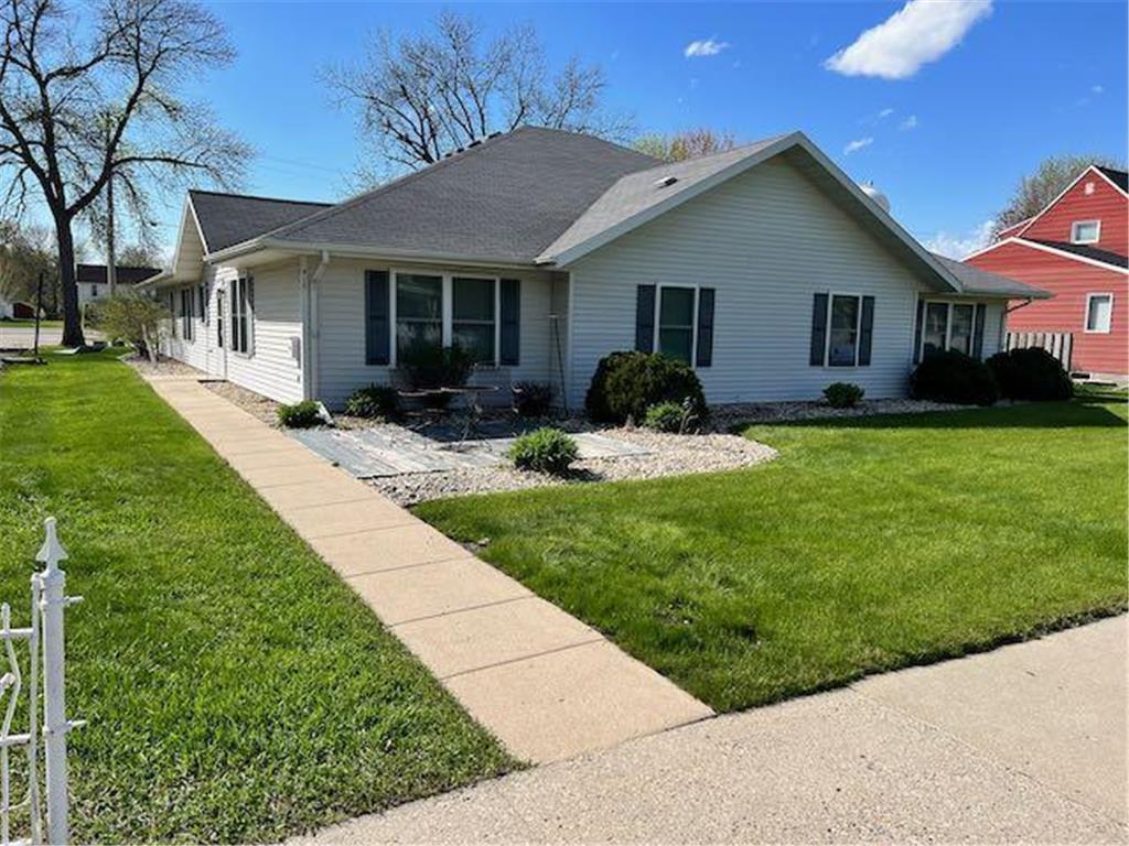 414 13th Street S, Benson, MN 56215 MLS 6300455 Edina Realty