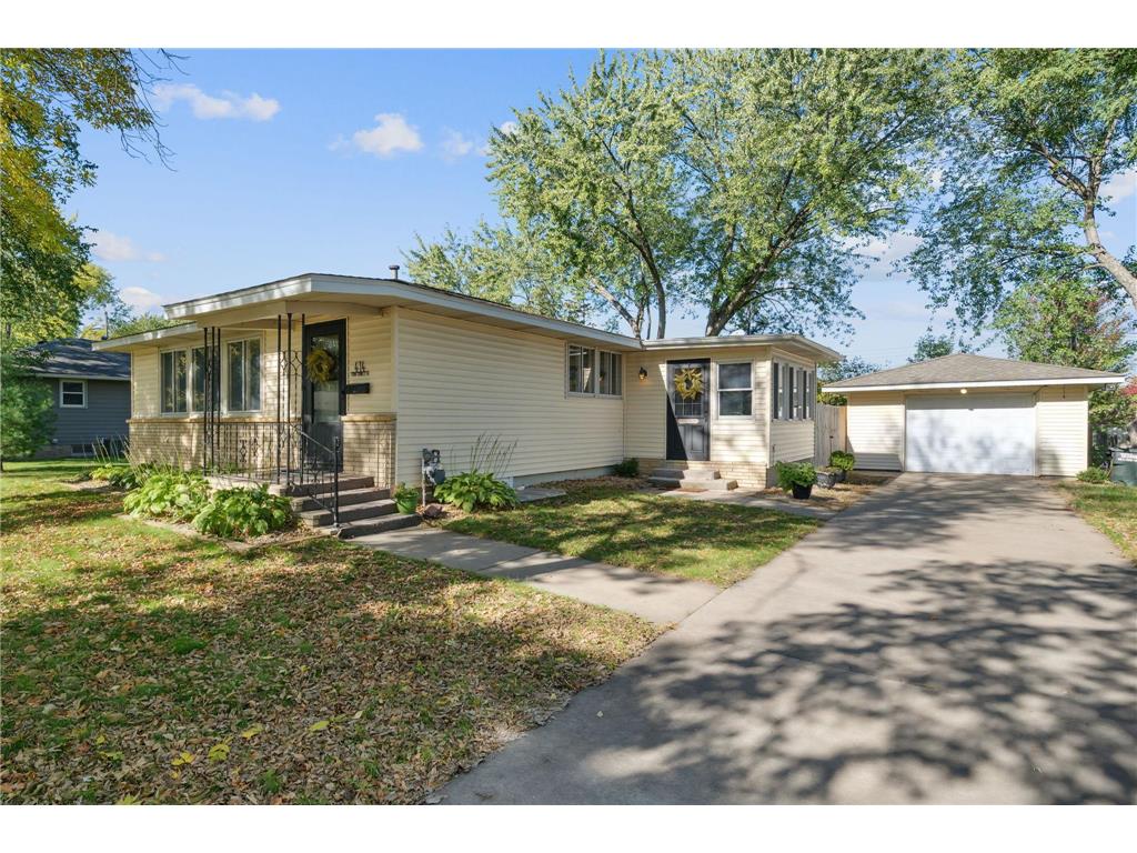 414 13th Street W Hastings MN 55033 6447695 image1