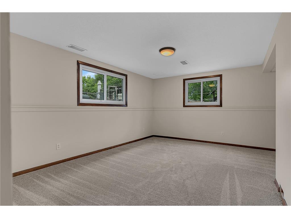 414 19 1/2 Avenue N Saint Cloud MN 56303 7092514 image17