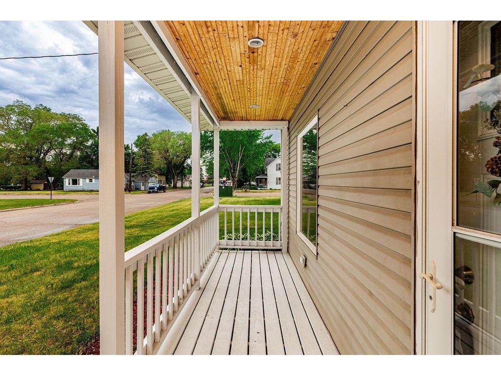 414 2nd Street NW Barnesville MN 56514 7086579 image3