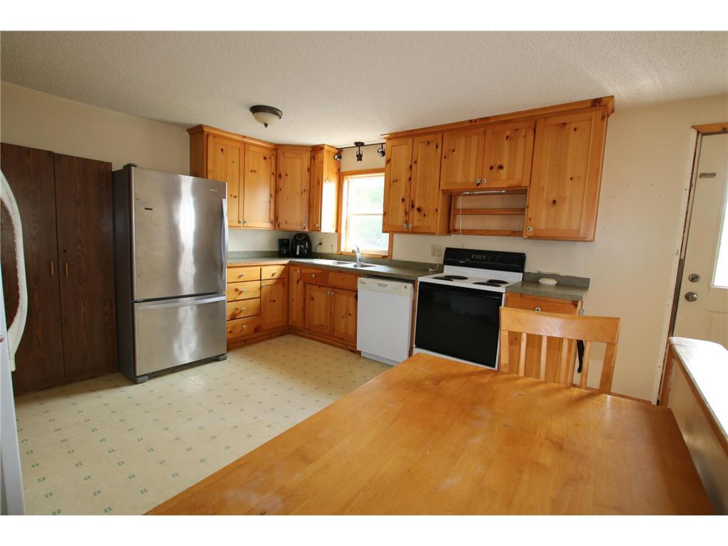 414 8th Street NE Staples MN 56479 6420489 image1
