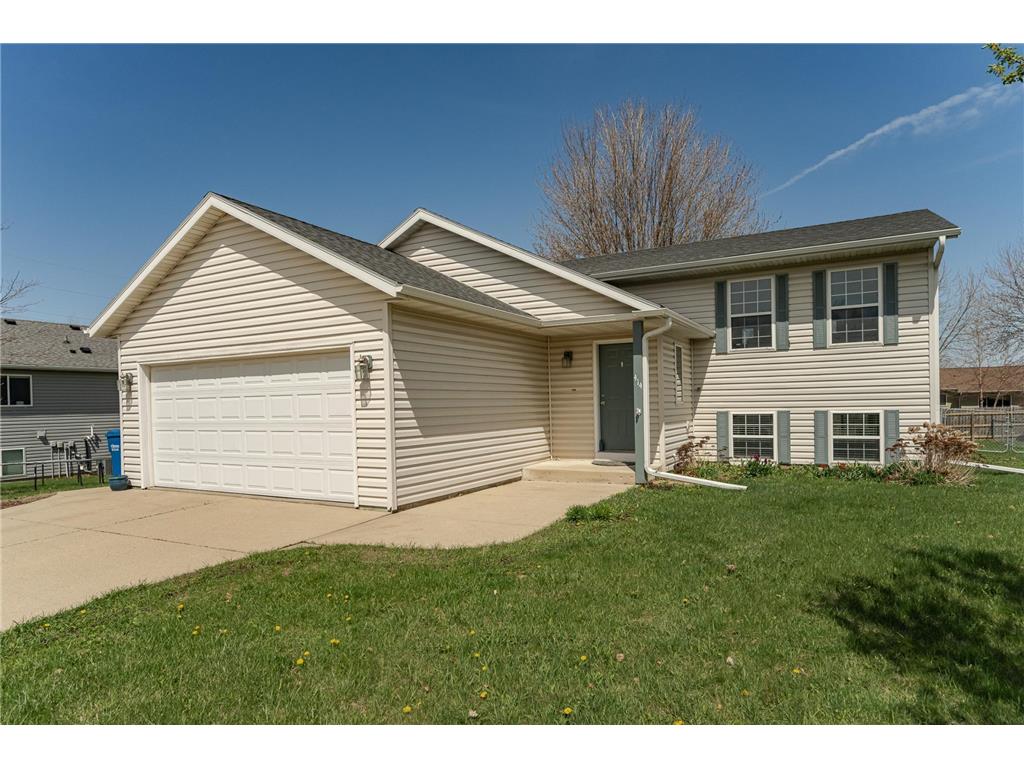 414 8th Street NW Dodge Center MN 55927 6706199 image1