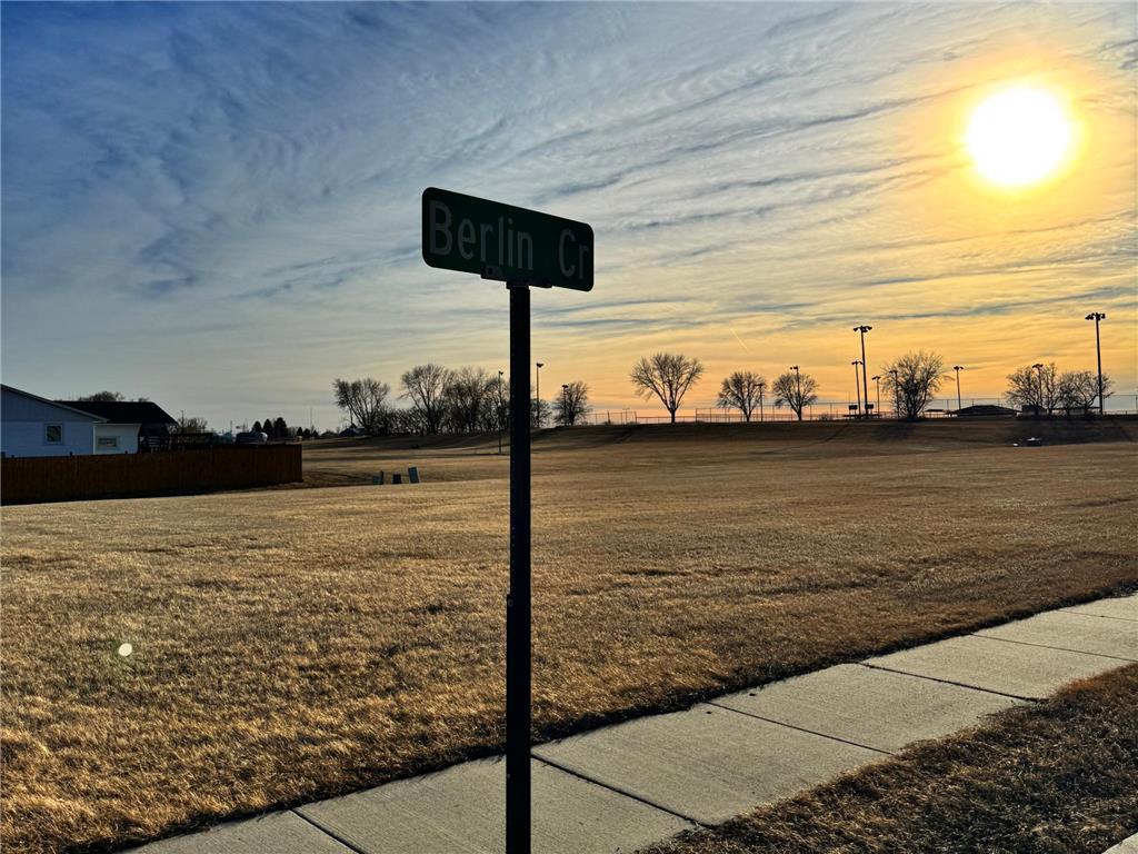 414 Berlin Circle Marshall MN 56258 7053065 image1