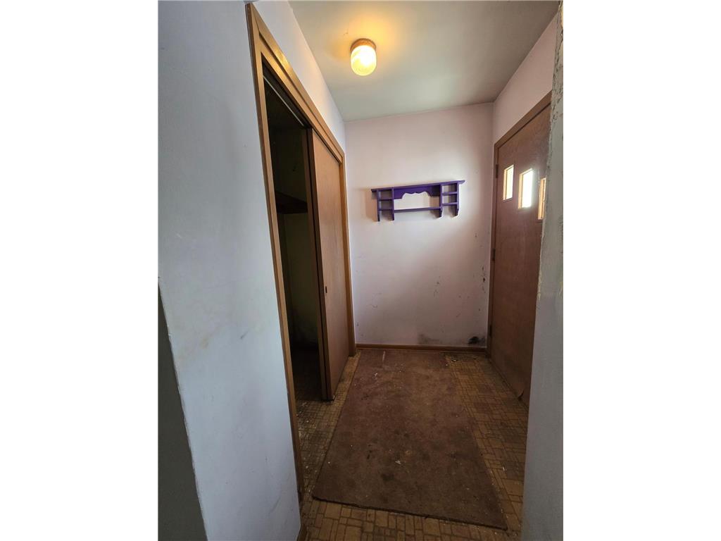 414 Broadway Street N New Ulm MN 56073 7004345 image9