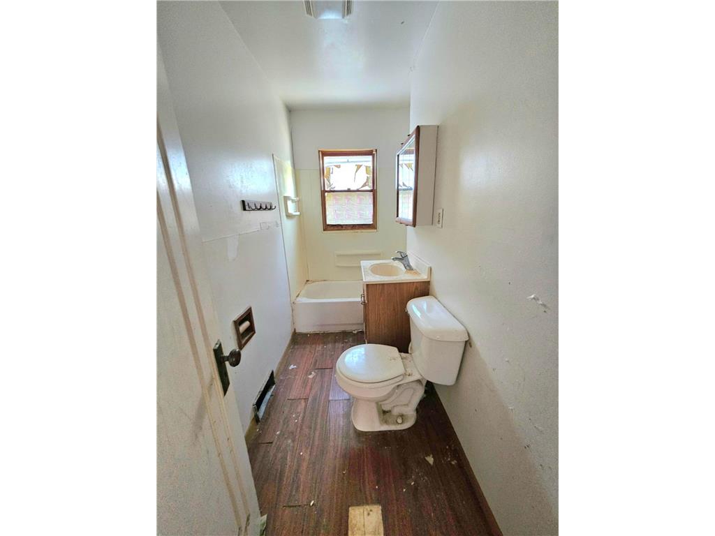 414 Crocker Avenue S Thief River Falls MN 56701 7000721 image9