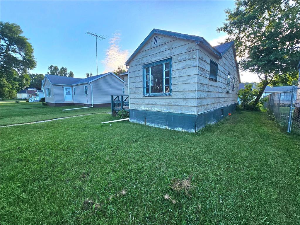 414 Crocker Avenue S Thief River Falls MN 56701 7093685 image4