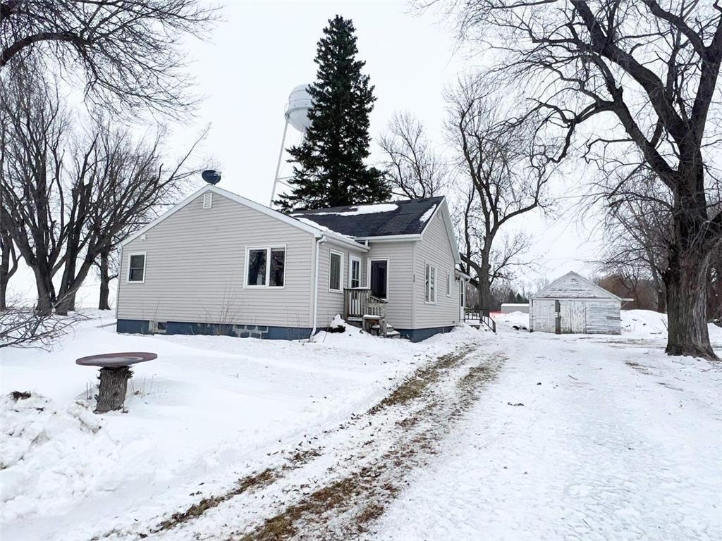 414 N Seney Avenue Rushmore MN 56168 6319413 image1