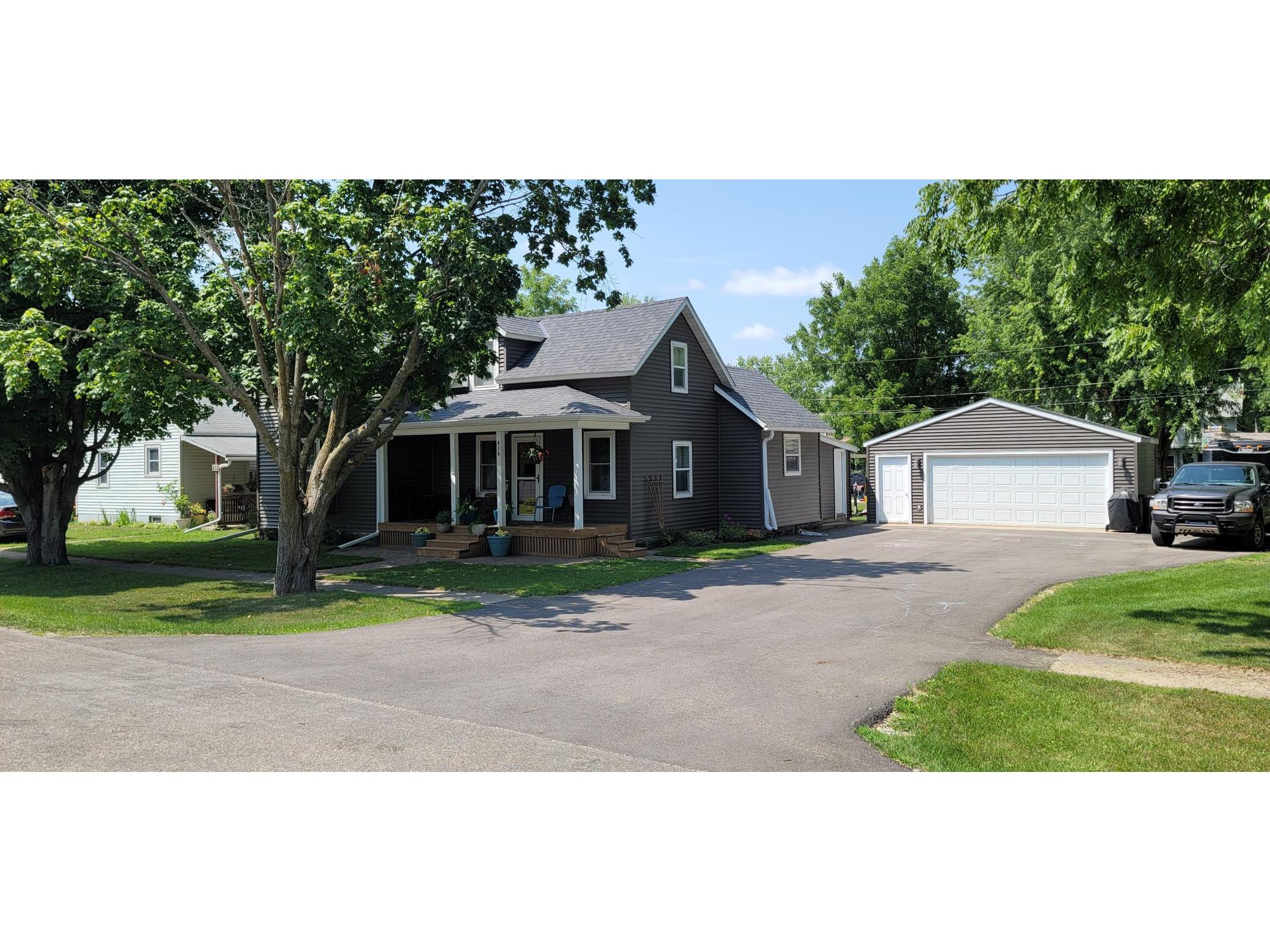 414 Olive Street, West Concord, MN 55985 MLS 6024748 Edina Realty