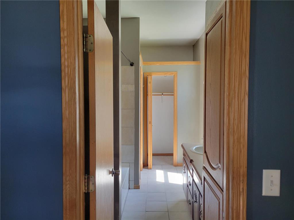414 Red Wing Avenue Kenyon MN 55946 7067800 image6