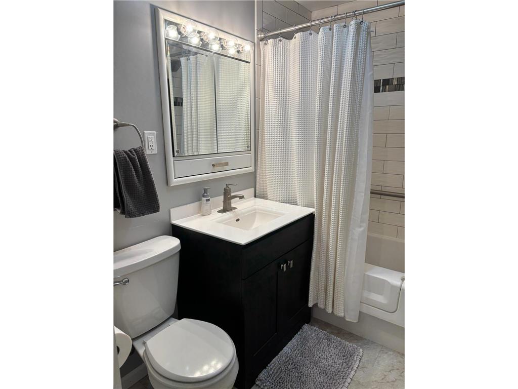 414 S Dewey Street Fairmont MN 56031 7075352 image10