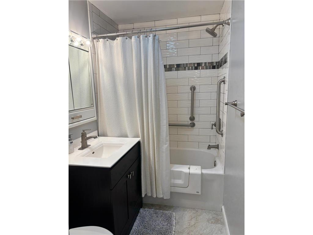 414 S Dewey Street Fairmont MN 56031 7075352 image45