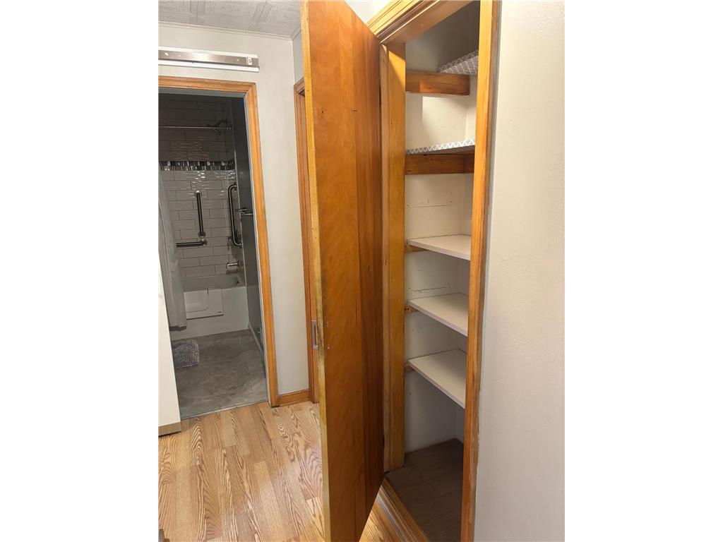414 S Dewey Street Fairmont MN 56031 7075352 image47