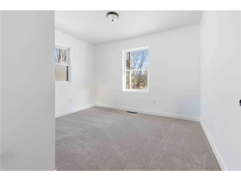 414 SE 14th Street Brainerd MN 56401 7032747 image17