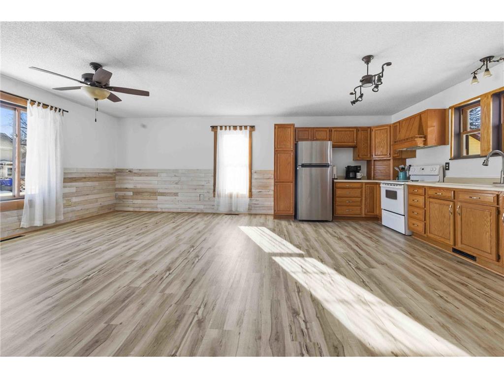 414 SE 14th Street Brainerd MN 56401 7032747 image4