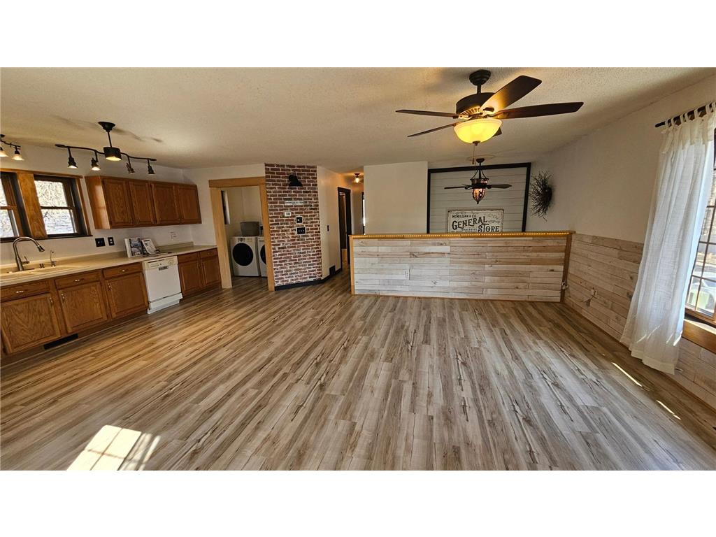 414 SE 14th Street Brainerd MN 56401 7032747 image8