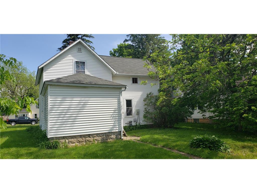 414 Spring Street River Falls WI 54022 6731119 image2