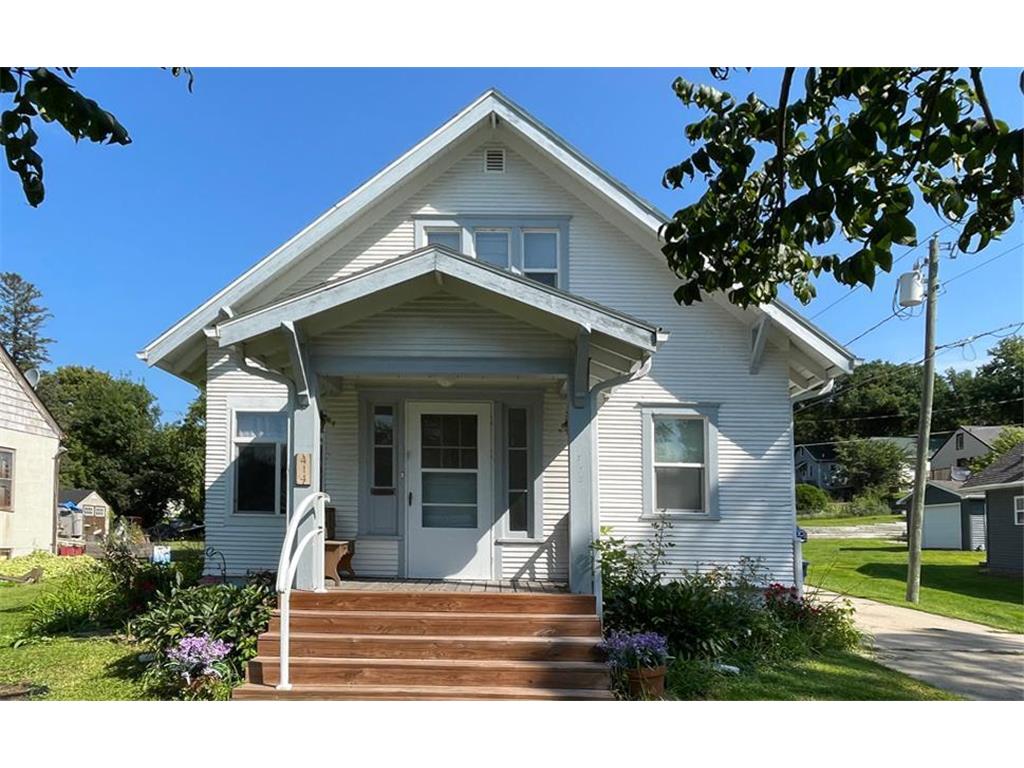 414 W 7th Avenue Fergus Falls MN 56537 6587431 image1