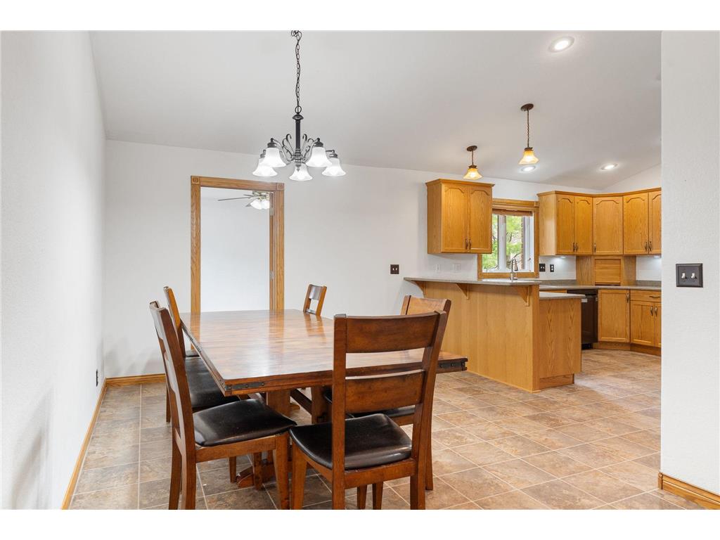 414 W Holly Street Owatonna MN 55060 7065029 image14