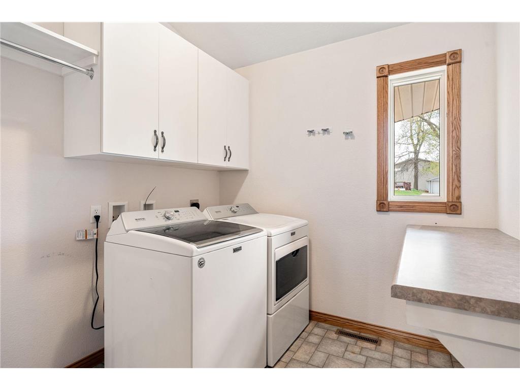 414 W Holly Street Owatonna MN 55060 7065029 image16