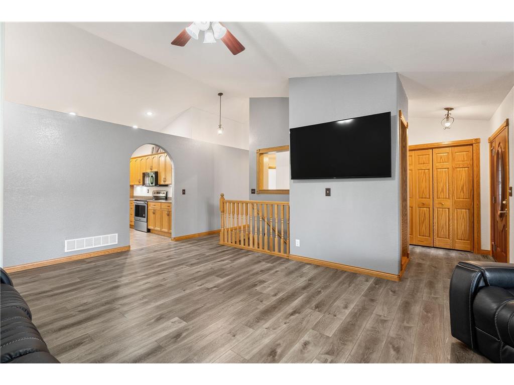 414 W Holly Street Owatonna MN 55060 7065029 image7