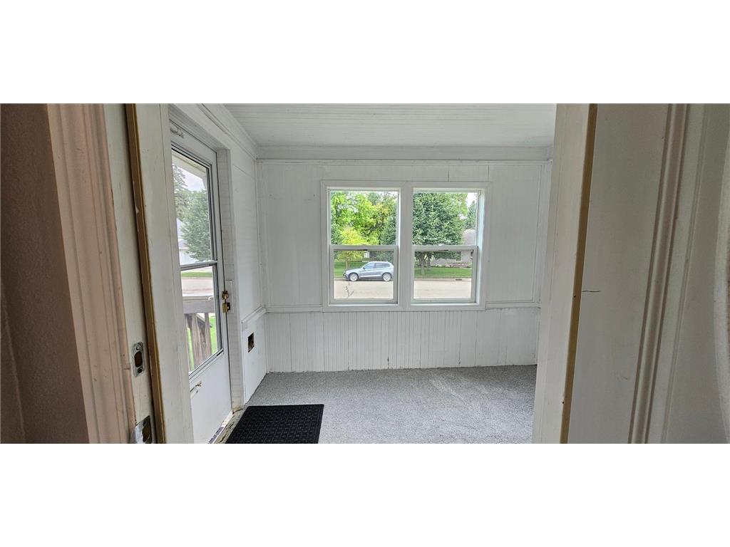 414 W Maple Avenue Fergus Falls MN 56537 7100331 image3