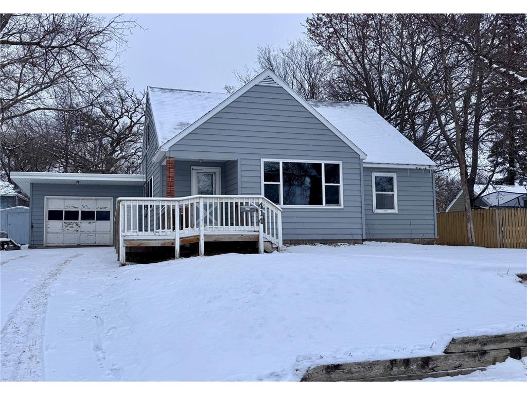 414 Willow Street W Detroit Lakes MN 56501 7006784 image1
