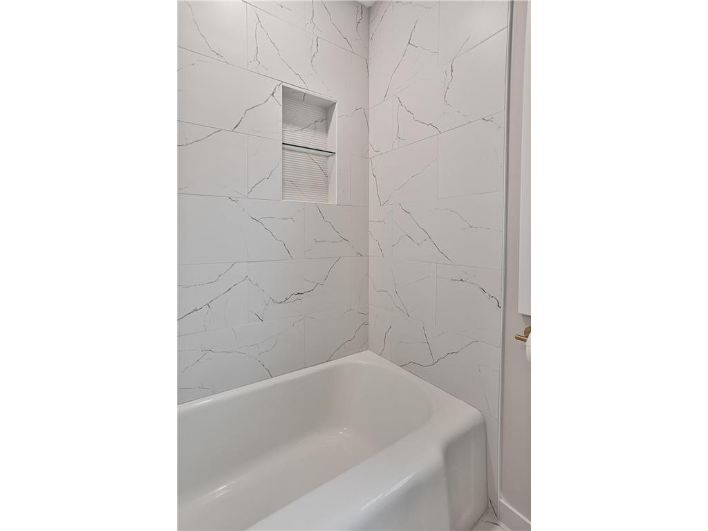4140 Yates Avenue N Robbinsdale MN 55422 7065453 image18