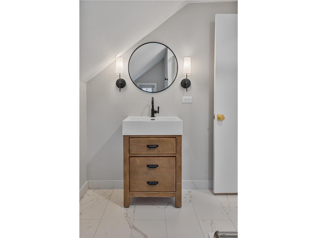 4140 Yates Avenue N Robbinsdale MN 55422 7065453 image28