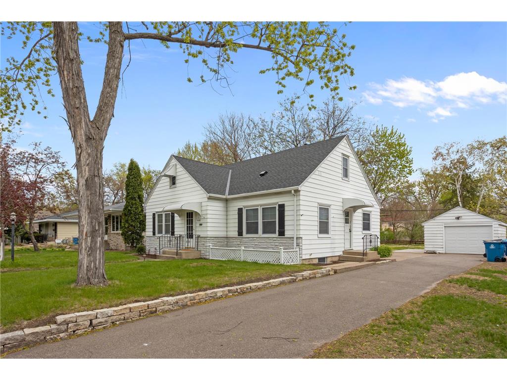 4140 Yates Avenue N Robbinsdale MN 55422 7065453 image3