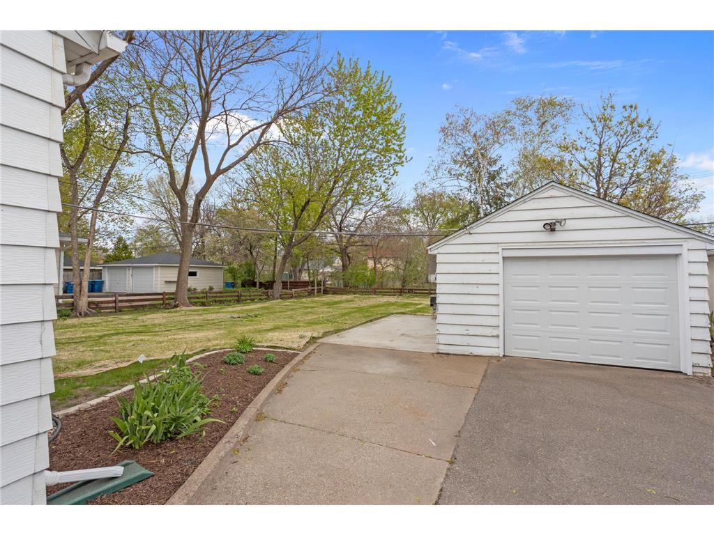 4140 Yates Avenue N Robbinsdale MN 55422 7065453 image36