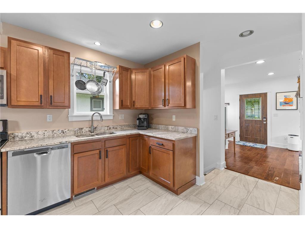 4142 42nd Avenue S Minneapolis MN 55406 7103869 image14
