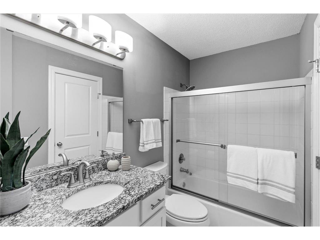 4143 Sylvia Court Shoreview MN 55126 7080562 image20