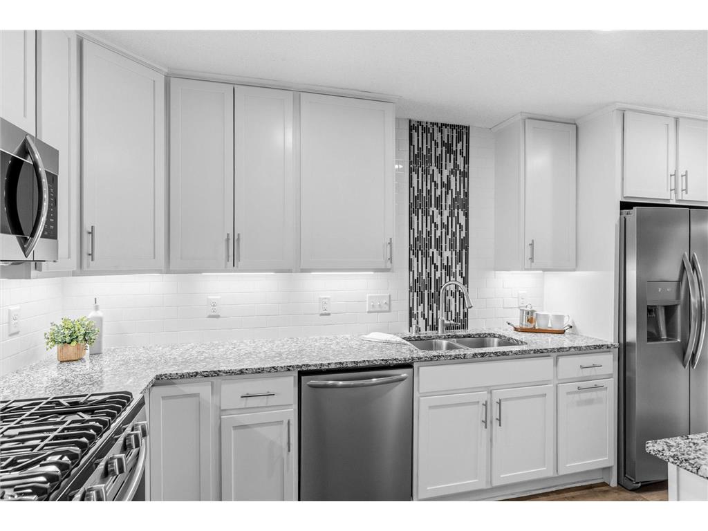 4143 Sylvia Court Shoreview MN 55126 7080562 image5