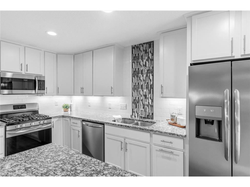 4143 Sylvia Court Shoreview MN 55126 7080562 image7