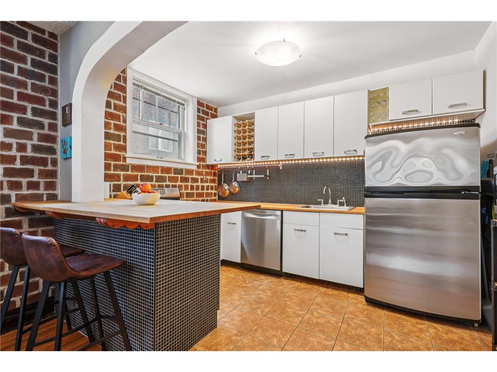 4144 Bryant Avenue S #5 Minneapolis MN 55409 7051103 image13