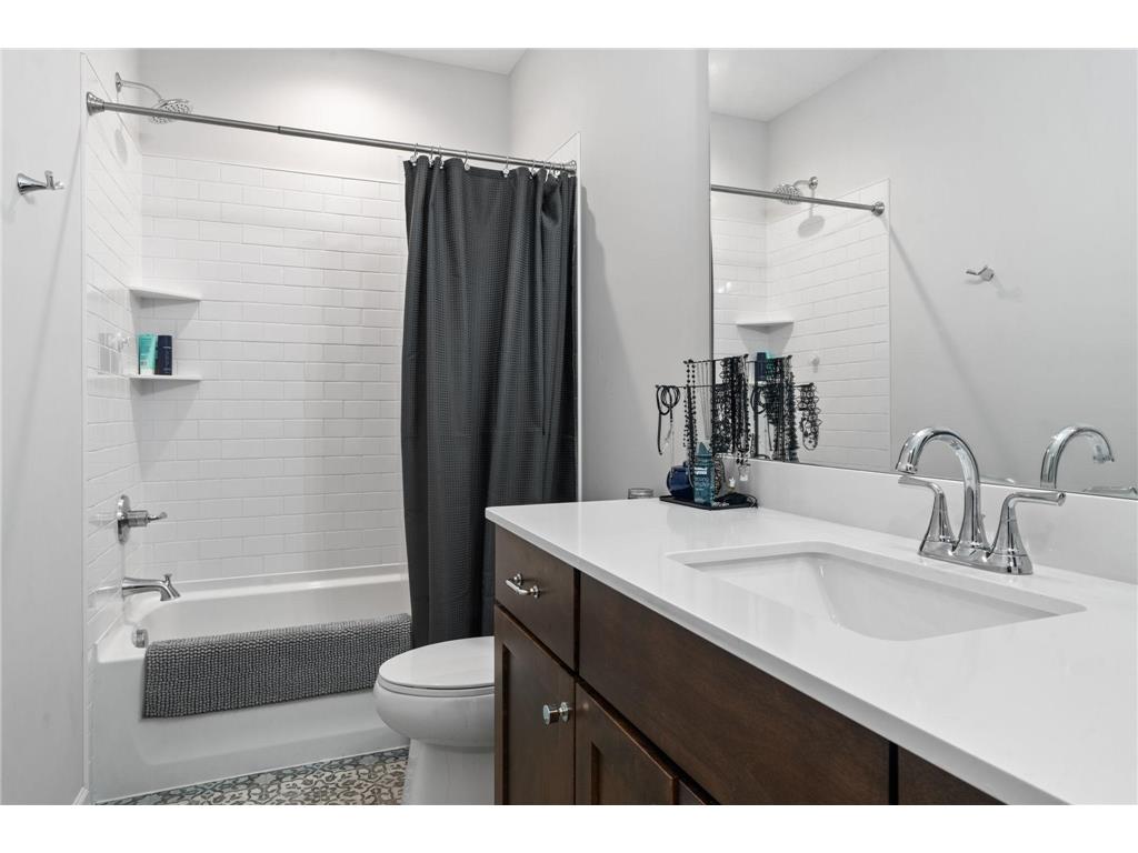 4145 Gable Court Woodbury MN 55129 7108474 image61