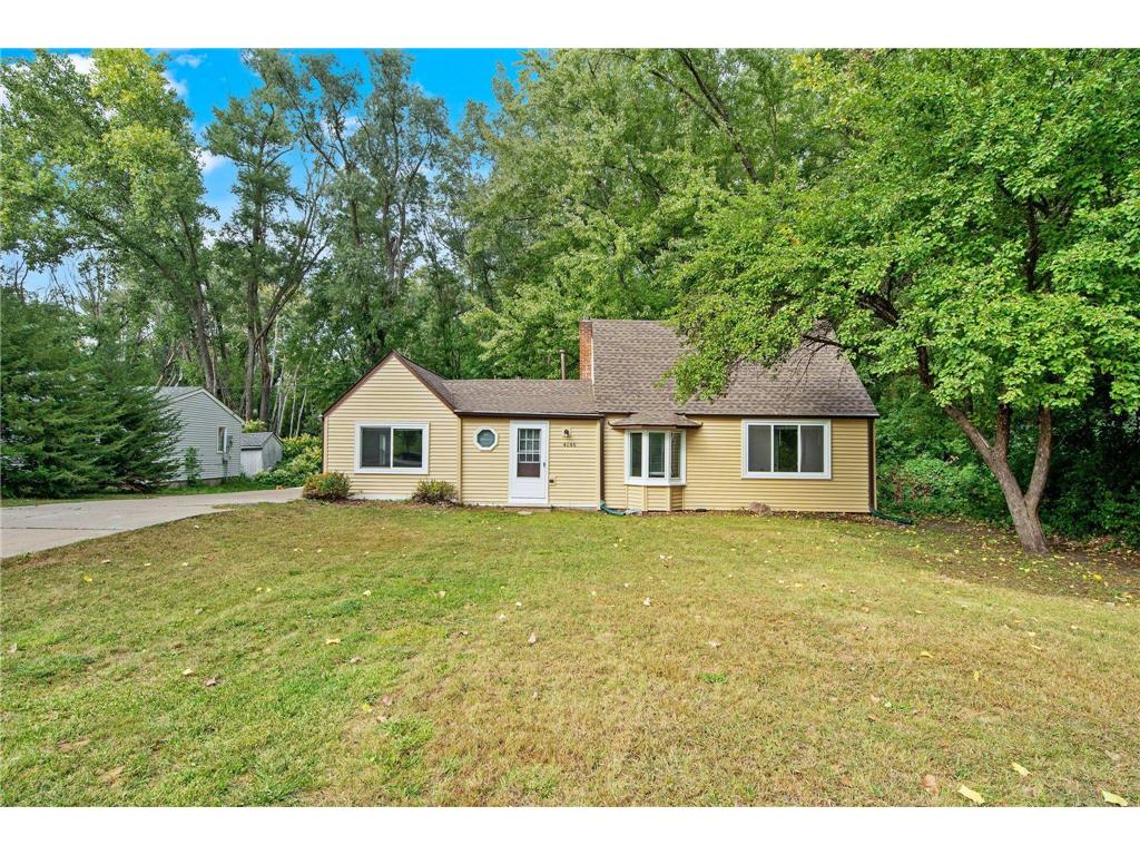 4146 Clover Avenue Vadnais Heights MN 55127 6433436 image1