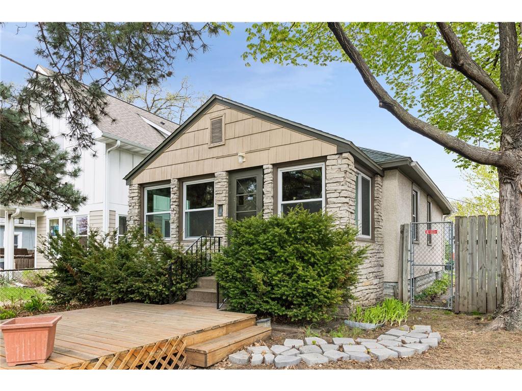 4146 Upton Avenue N Minneapolis MN 55412 7069520 image2