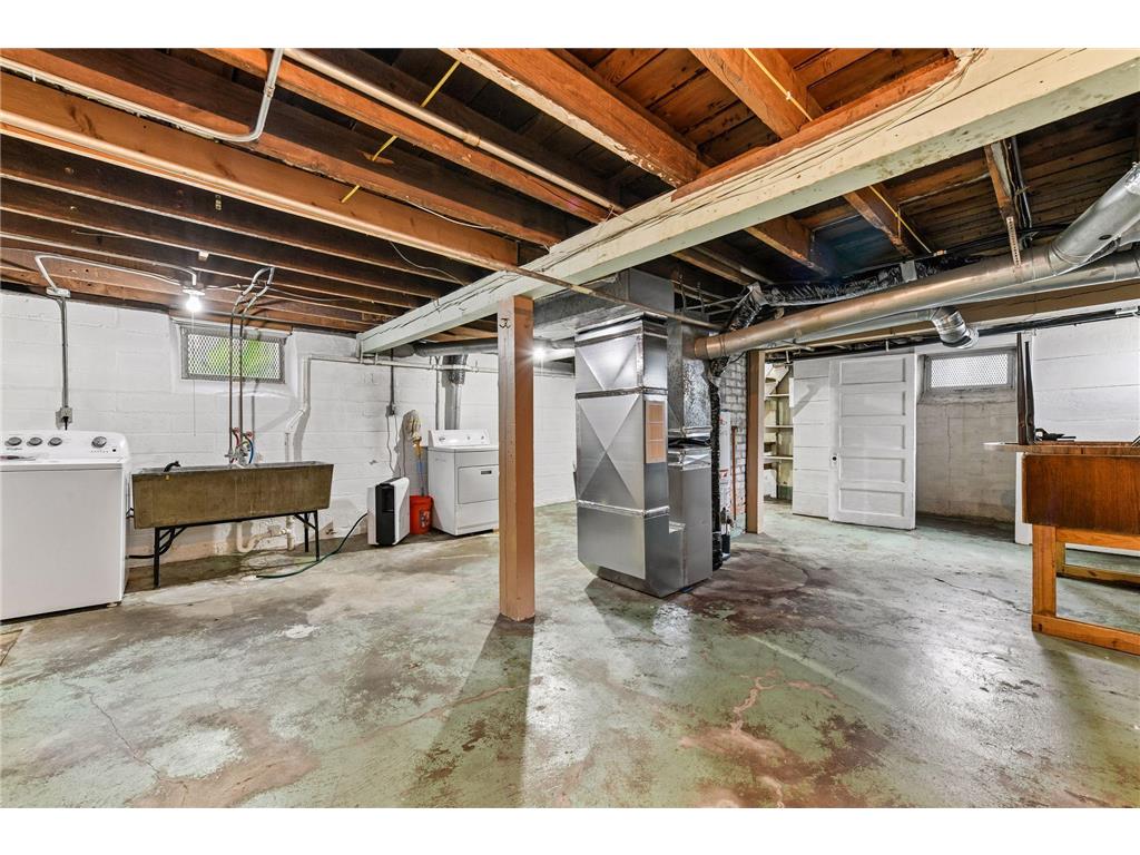 4146 Upton Avenue N Minneapolis MN 55412 7069520 image20