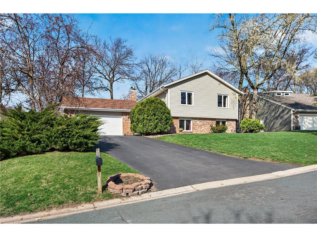 4149 Strawberry Lane Eagan MN 55123 7015116 image1