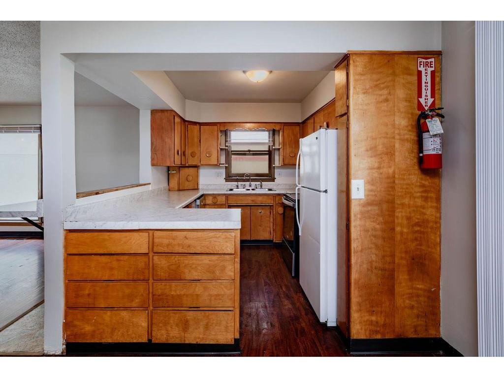 415 10th Street S Moorhead MN 56560 7097477 image10